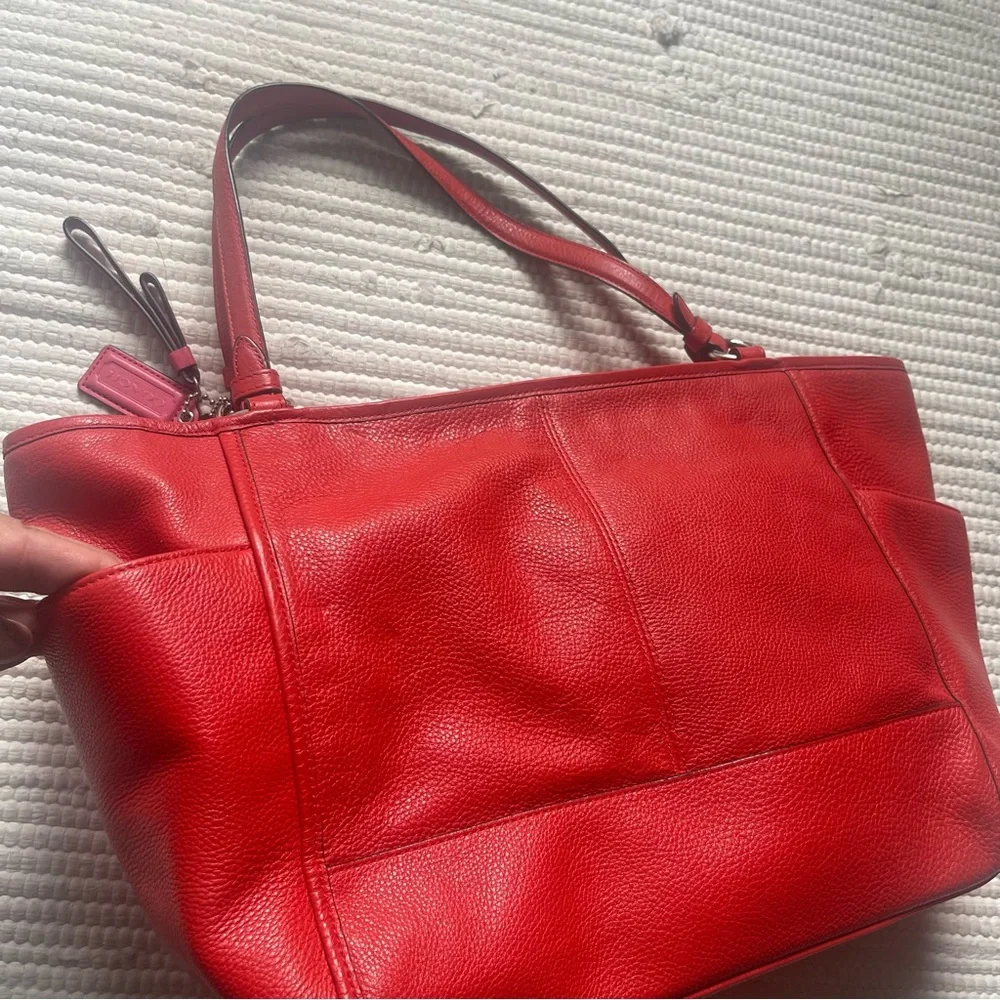 Coach 29898 RED COACH Park Patent Leather Carrie Tote Handbag Pebble Leather